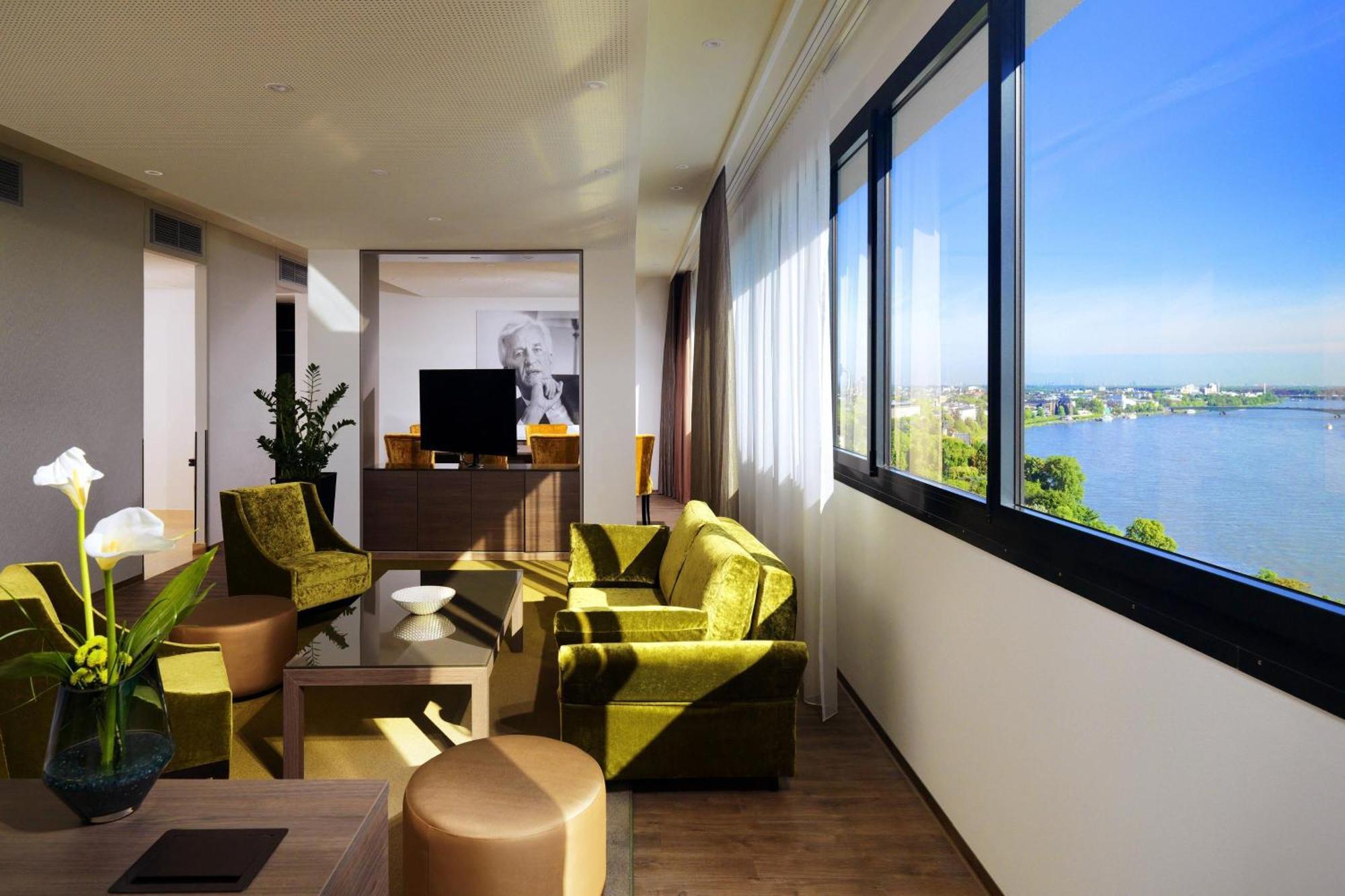 Bonn Marriott Hotel Exterior photo