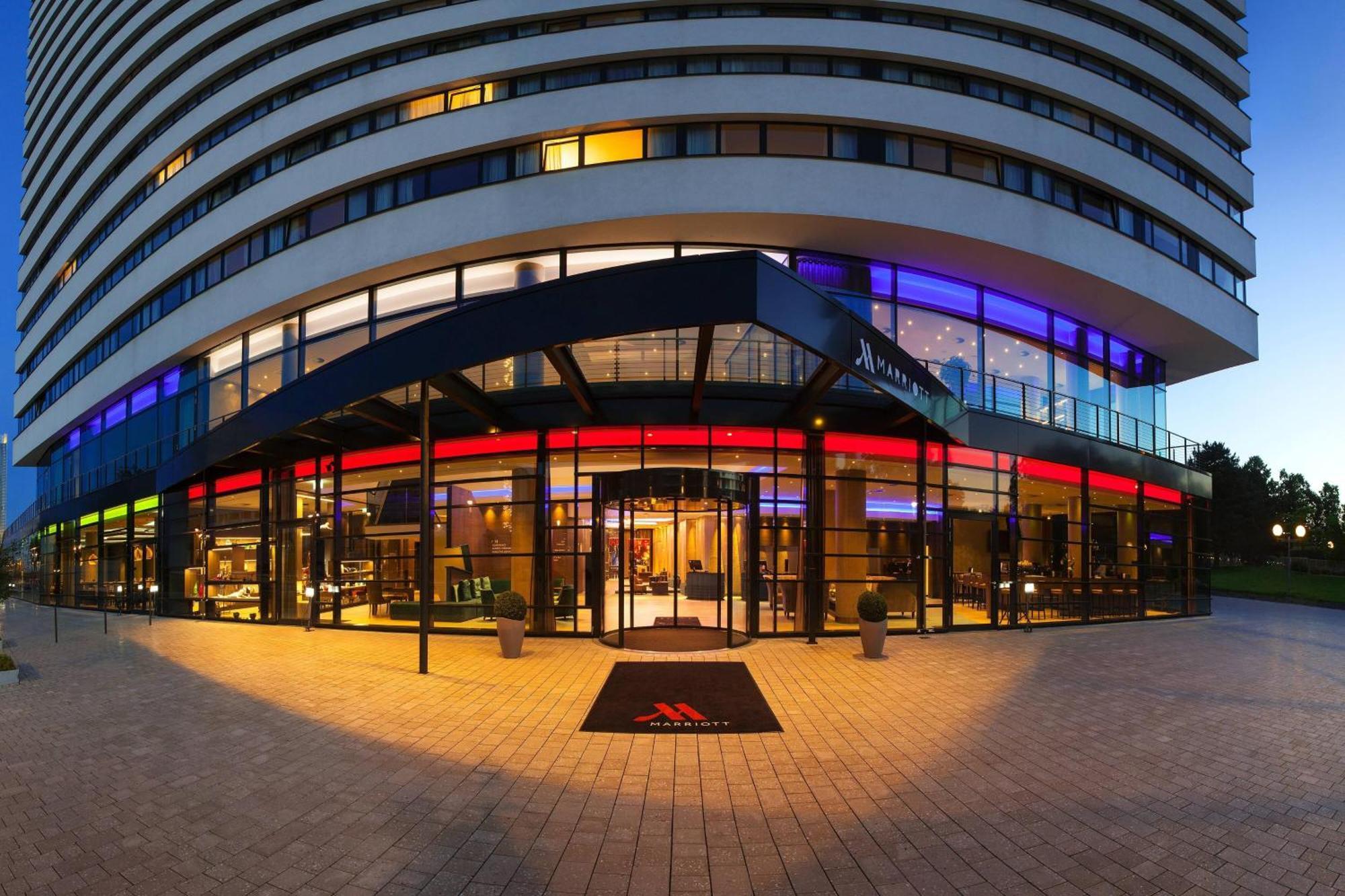 Bonn Marriott Hotel Exterior photo